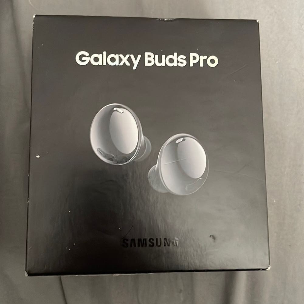 Brand new blk Galaxy Buds Pro